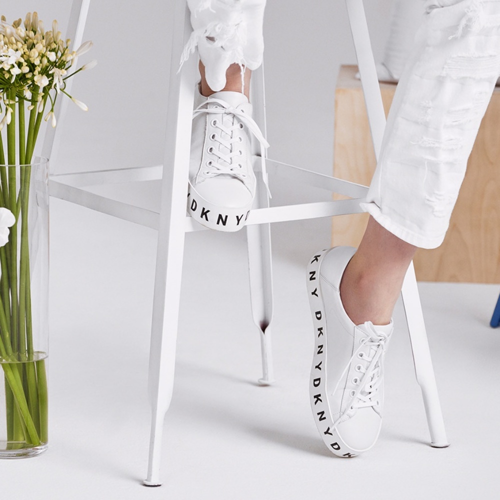 NEW DKNY Leather Sneaker